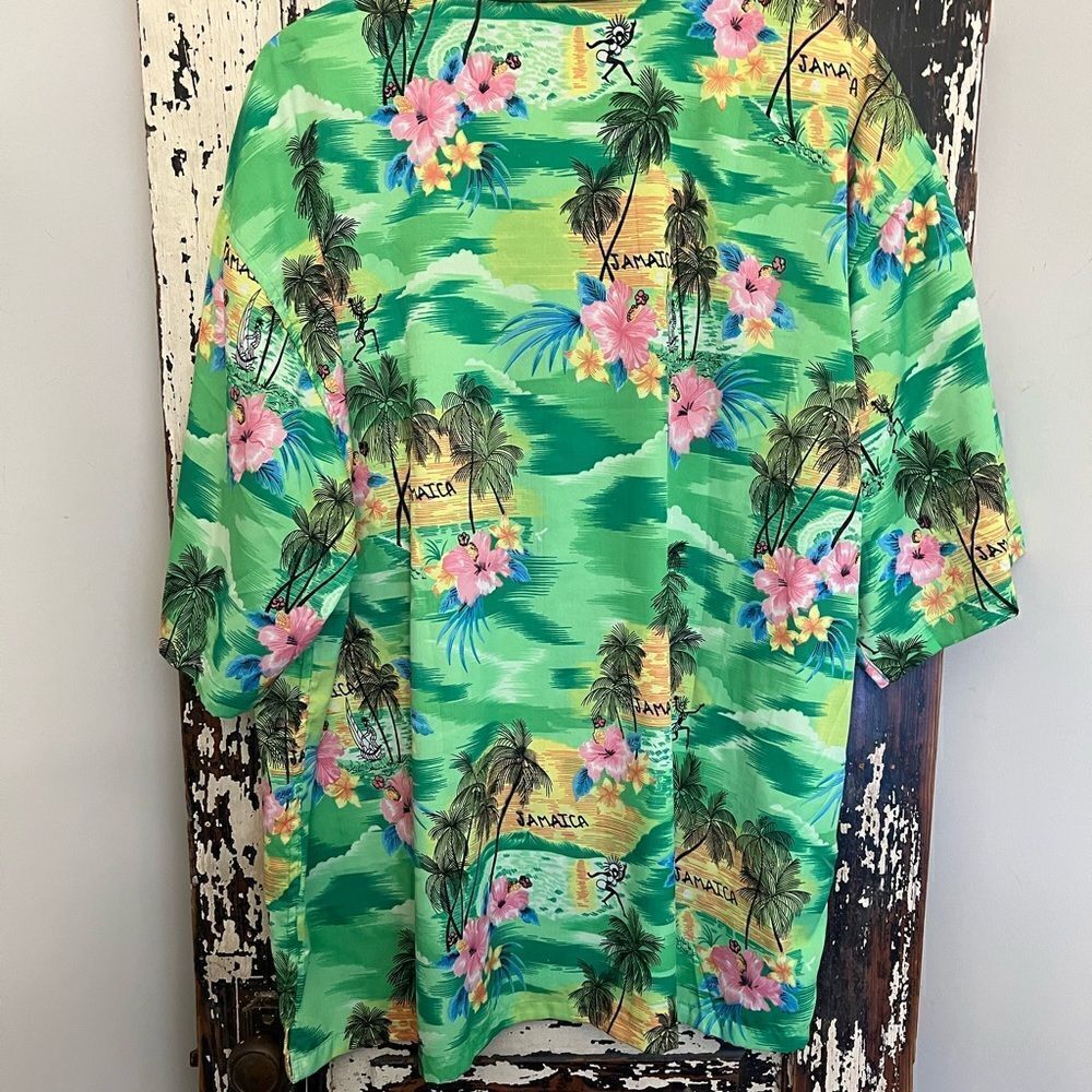Jamaica Revue Tropical Island Reaortwear Men’s Button Down. Size XL.